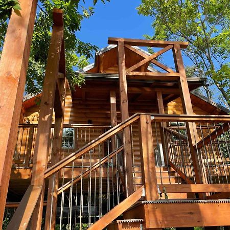 Cricket Hill Treehouse By Amish Country Lodging Millersburg Buitenkant foto